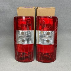 Set pilotos traseros FORD...