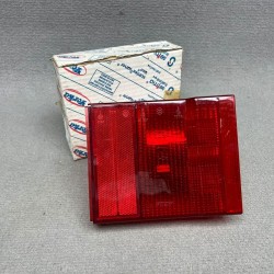 Tulipa trasera izquierda...