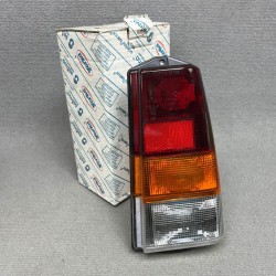 Piloto trasero derecho SEAT...