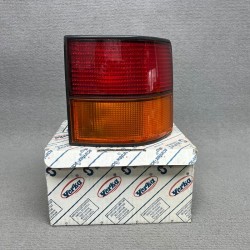 Piloto trasero derecho...