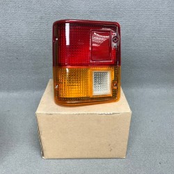 Piloto trasero izquierdo...