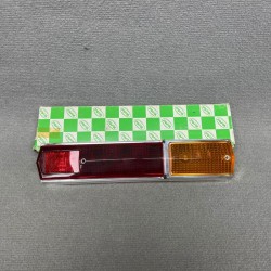 Tulipa trasera izquierda...