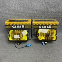 Faro antiniebla amarillo...