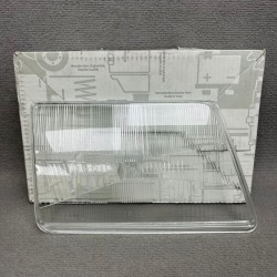 Cristal faro derecho...