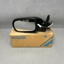 Espejo izquierdo eléctrico...