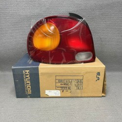 Piloto trasero izquierdo...