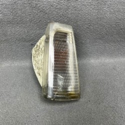 Intermitente derecho blanco...