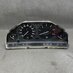 Cuentakilómetros BMW E30