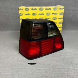 Piloto trasero izquierdo VW...